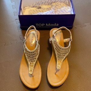 Top Moda - new in box champagne wedge thong - size 10